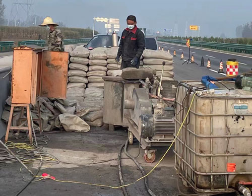 弓长岭高速路病害处理电话